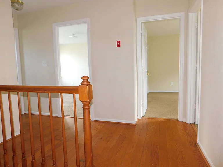 7559 Hughart St — Photo 47