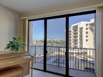 6 Belleview Blvd APT 404, Belleair, FL, 33756