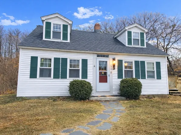 240 South St, Douglas, MA 01516
