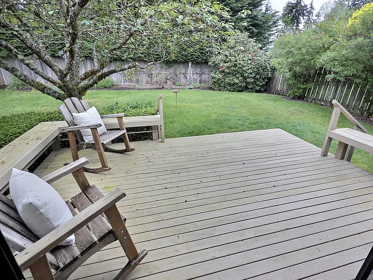 3910 Maple Rd — Photo 24