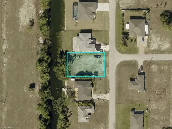 2820 NW 17th PL, CAPE CORAL, FL 33993