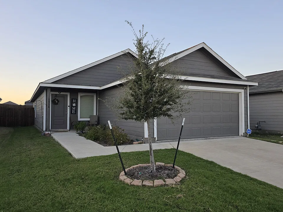 1914 Wild Orchard Ln