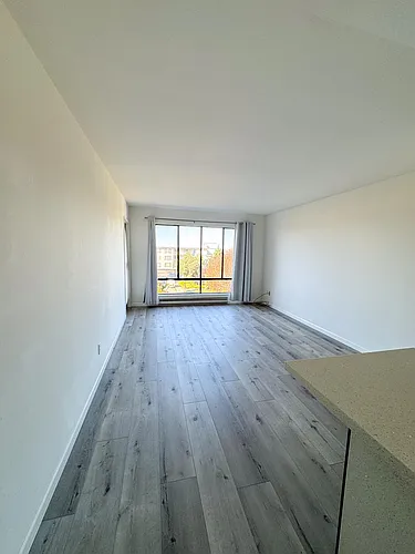3 Commodore Dr #552 Photo 1