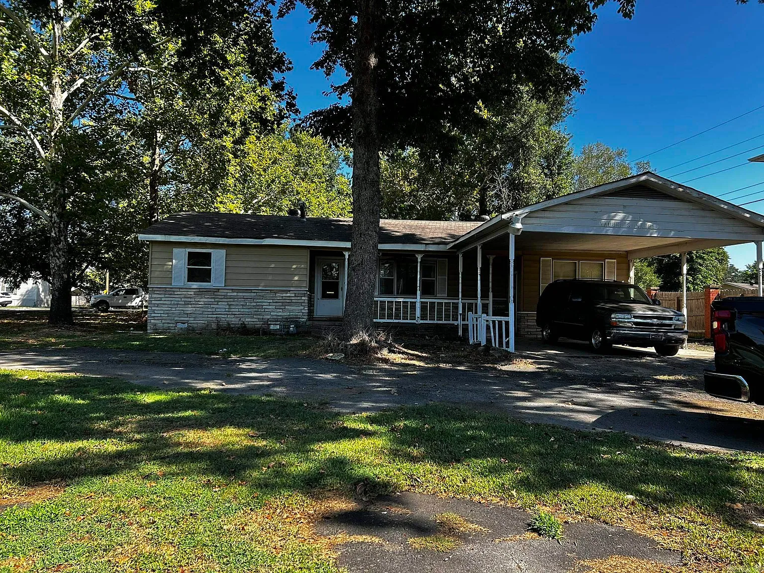 7802 Jacksonville Cutoff Rd, Jacksonville AR - Owner Finance Home