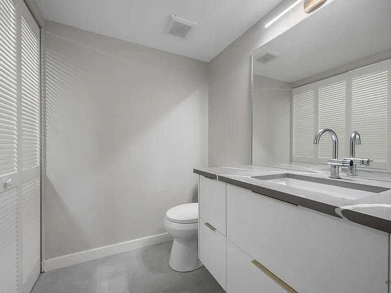 4348 Hazel Ave #B — Photo 17