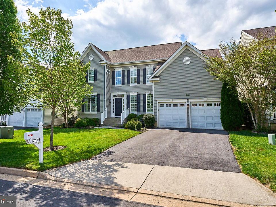 1st image of 17675 Cleveland Park Dr