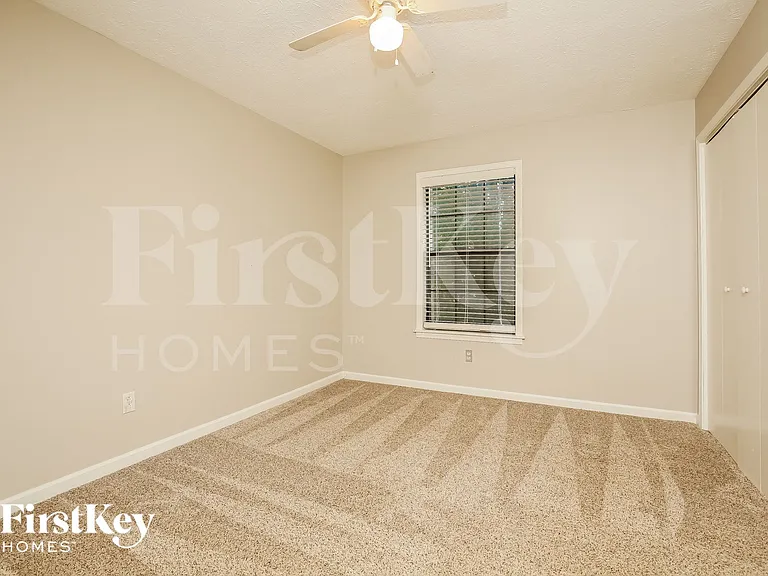 1011 Wildwood St — Photo 10