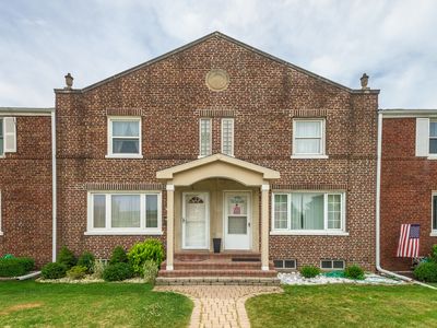 7219 W Summerdale Ave, Chicago, IL, 60656