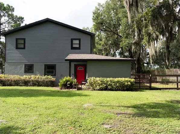 2605 E Trapnell Rd, Plant City, FL 33566