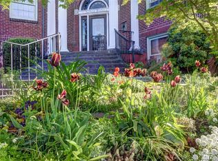 1100 17th Ave APT 204, Seattle, WA 98122