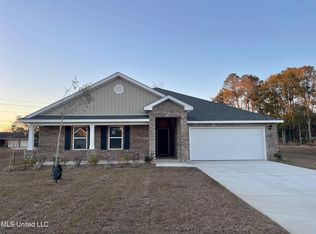 1074 Enclave Cir, Long Beach, MS 39560