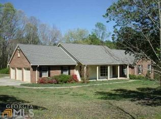 220 Mountain Trce NE, Conyers, GA 30013