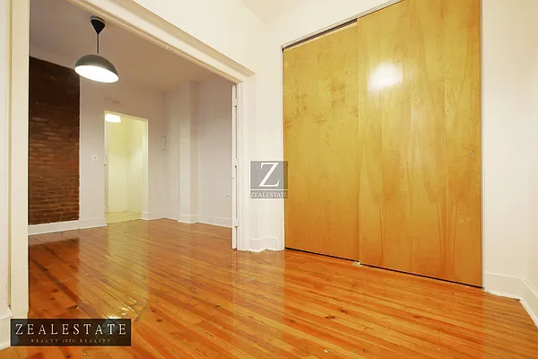 Rented by ZealEstate Group Inc | media 8