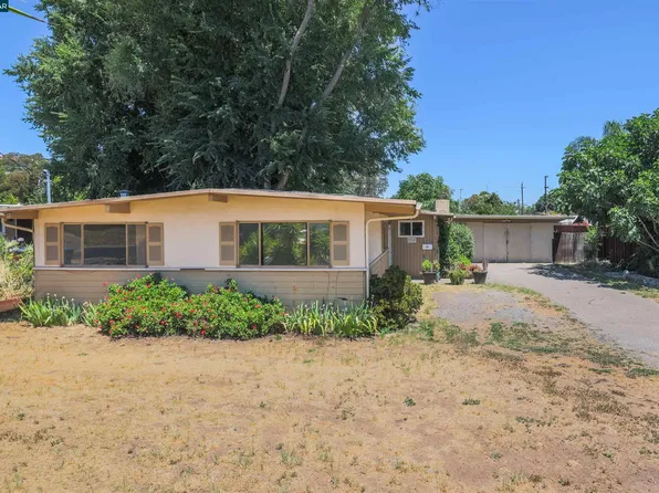 210 Riley Dr, Pacheco, CA 94553