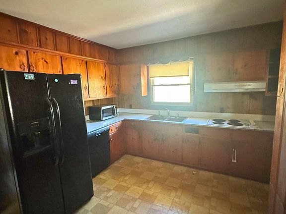 5th image of 626 Stalans Dr