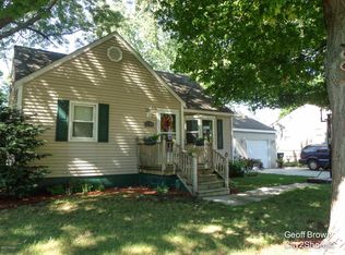 1179 Vos St, Jenison, MI 49428
