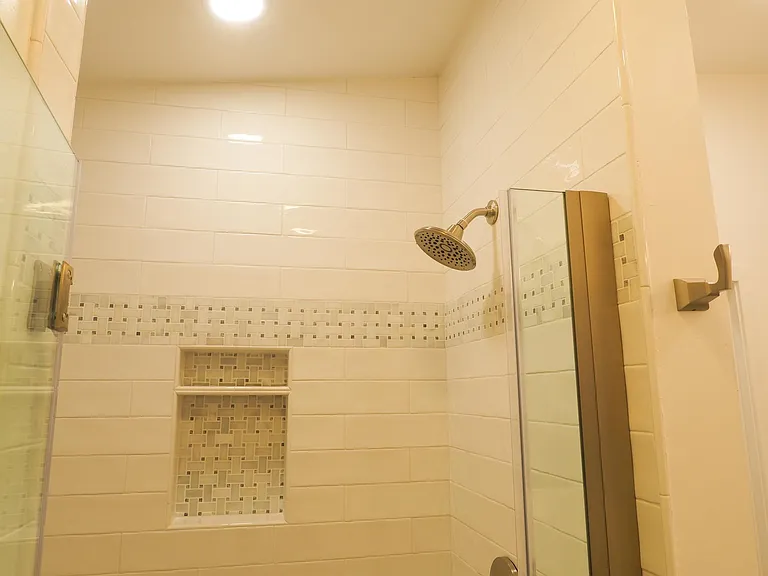 1110 Goodyear St — Photo 11