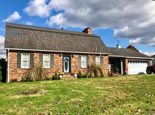 601 Grandview Dr, Spencer, WV 25276