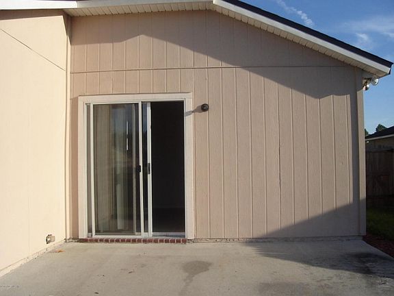 4th image of 338 Marisco Way