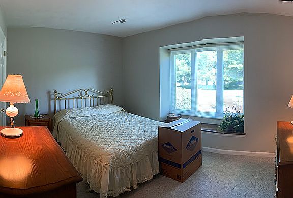 2nd bedroom, Window seat