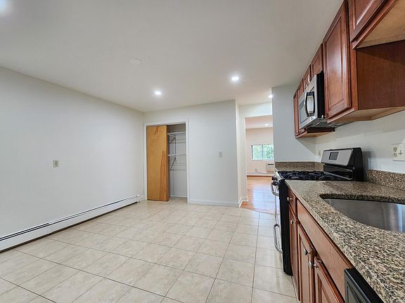 146 Willow St APT 35, Waltham, MA 02453 | Zillow