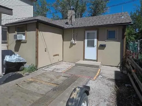 317 S 23rd St #10, Laramie, WY 82070