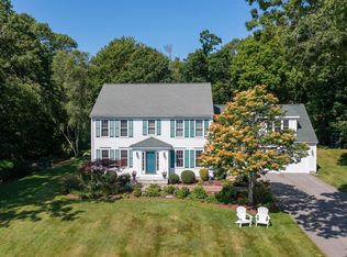 86 Telegraph Hill Rd, Marshfield, MA 02050