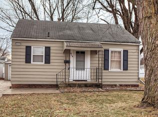 819 Hoffman Ave, Des Moines, IA 50316