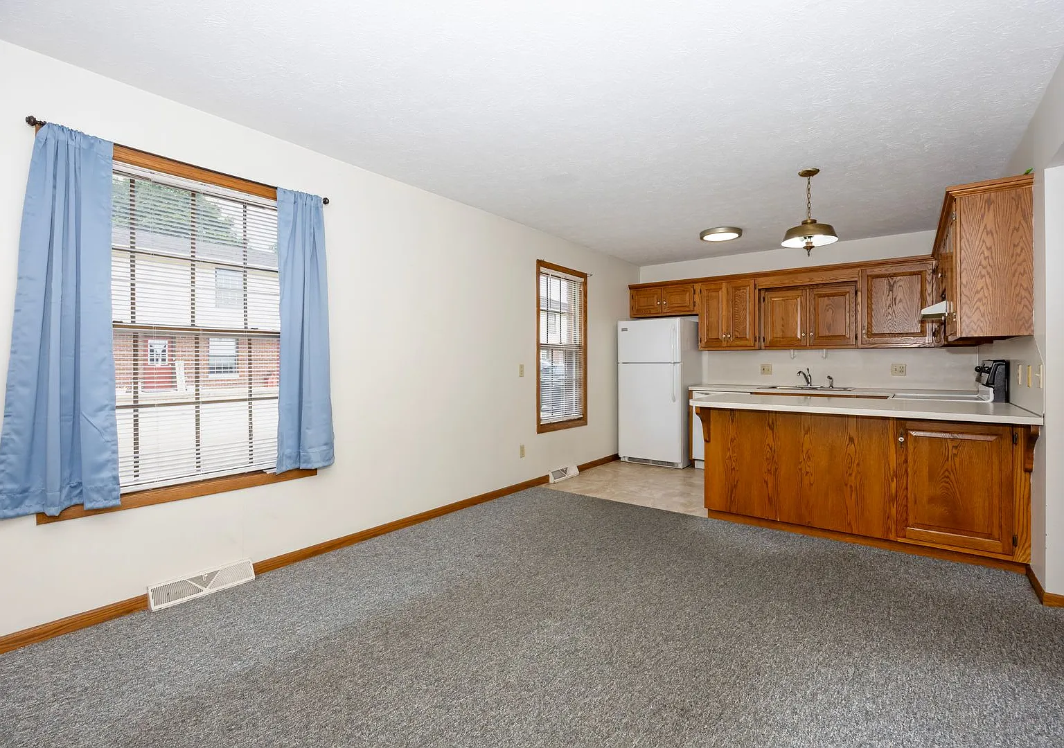 Two bedroom apartment — Photo 2