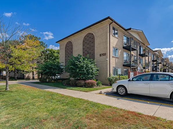 8701 W Foster Ave Unit 308, Chicago, IL 60656