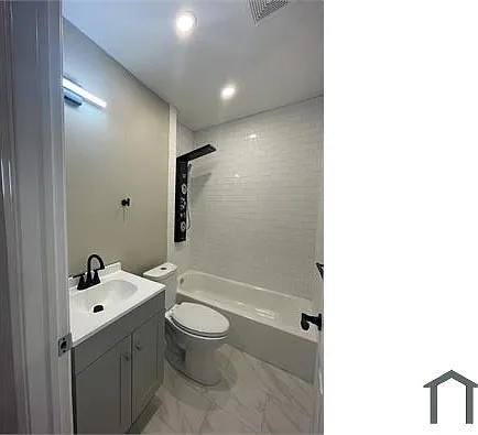 1552 N Peach St #2 — Photo 4