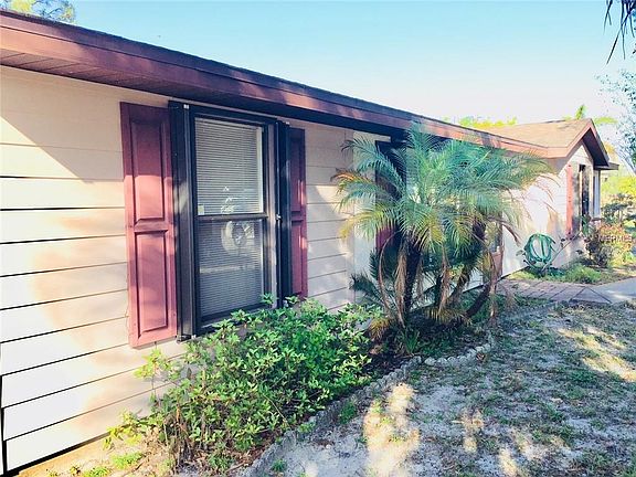3rd image of 2952 N Lockwood Meadows Blvd