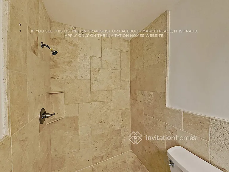 2720 SW 15th Ct — Photo 13