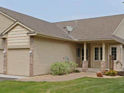 2784 Jackson St, Little Canada, MN, 55117