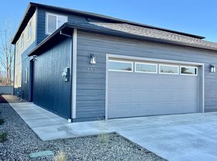 557 Nicholas Lee Dr, Medford, OR