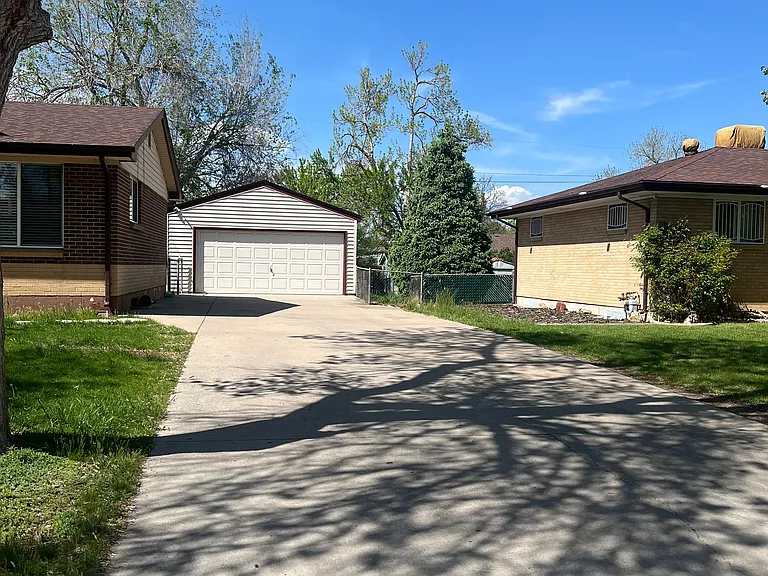 6865 W Colorado Dr — Photo 2