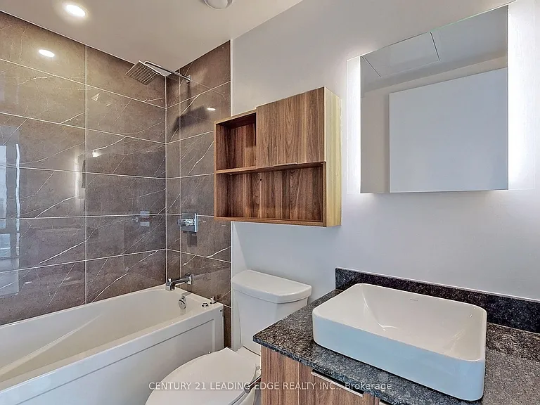 501 Yonge St #5102 — Photo 15