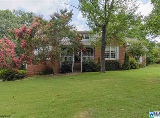 654 Ridge Top Cir, Birmingham, AL 35206