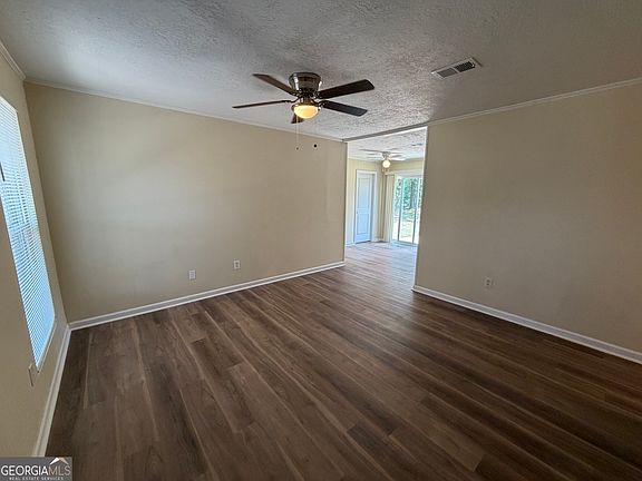 4th image of 2523 Teakwood Dr