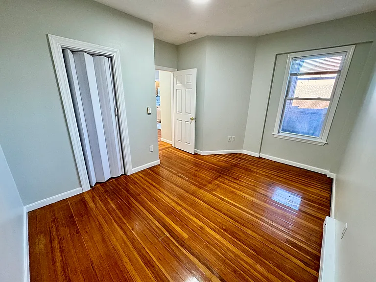 20 Huss Ct #404 — Photo 8