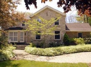 20321 W Good Hope Rd, Lannon, WI 53046