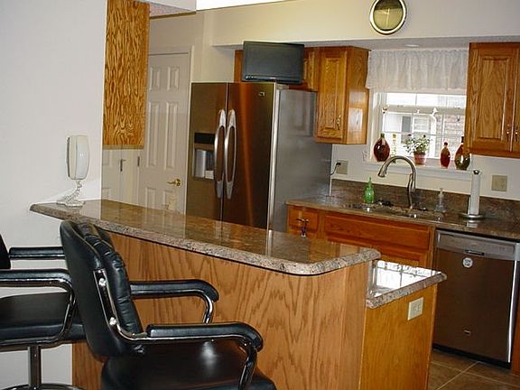 Granite Eating Counter