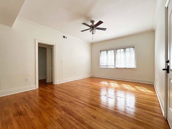 3rd image of 2117 W Dekle Ave #C-1