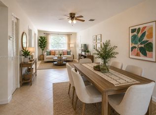 814 Finley Ct, Hollywood, FL 33020
