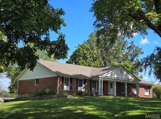1897 Indian Trail Rd, Pacific, MO 63069