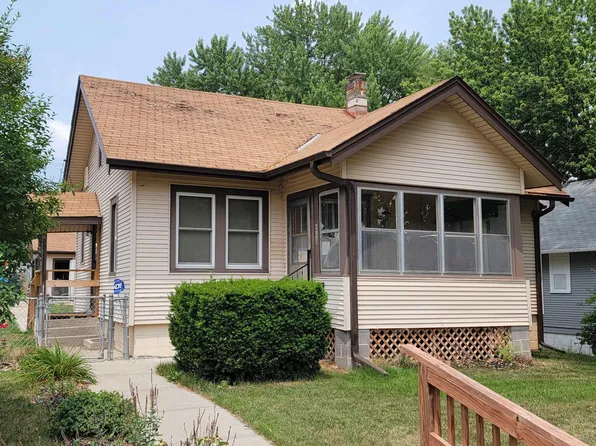 4724 Larimore Ave, Omaha, NE 68104