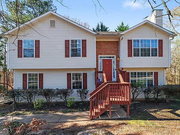 2nd image of 1305 Austin Rd