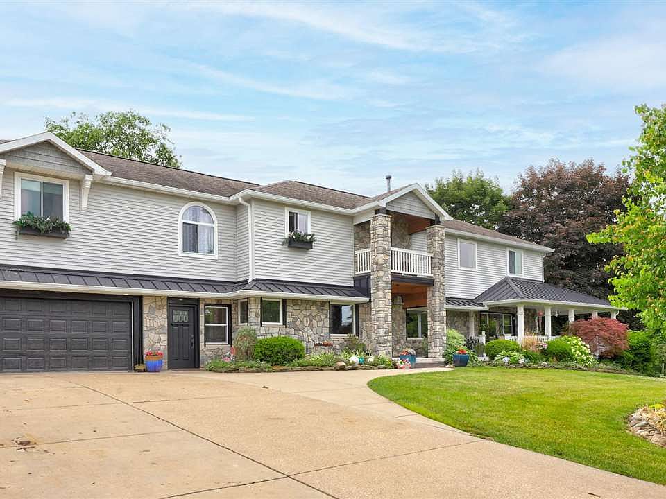 935 W Tuscola St, Frankenmuth, MI 48734 MLS 50079573 Zillow