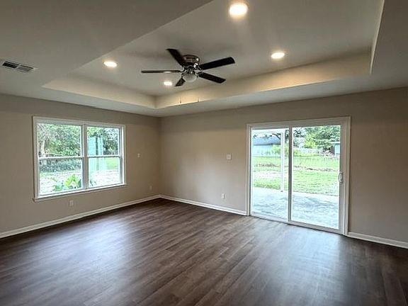 3rd image of 7745 McCindy Rd