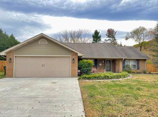 2166 Shaconage Trl, Sevierville, TN 37876